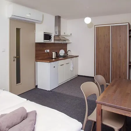 Lesni Guest house
