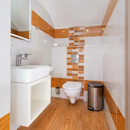 Guest house Lesni *